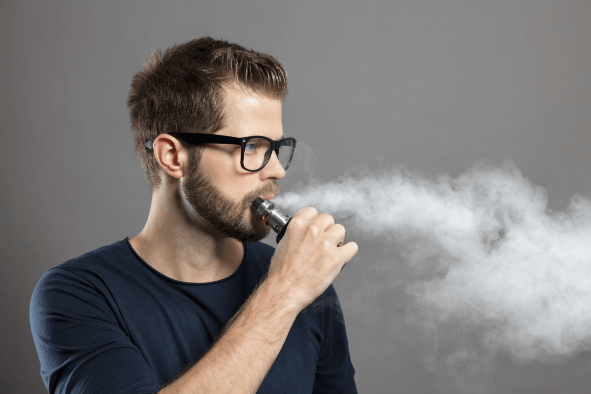 How do smoking and vaping affect your oral health?